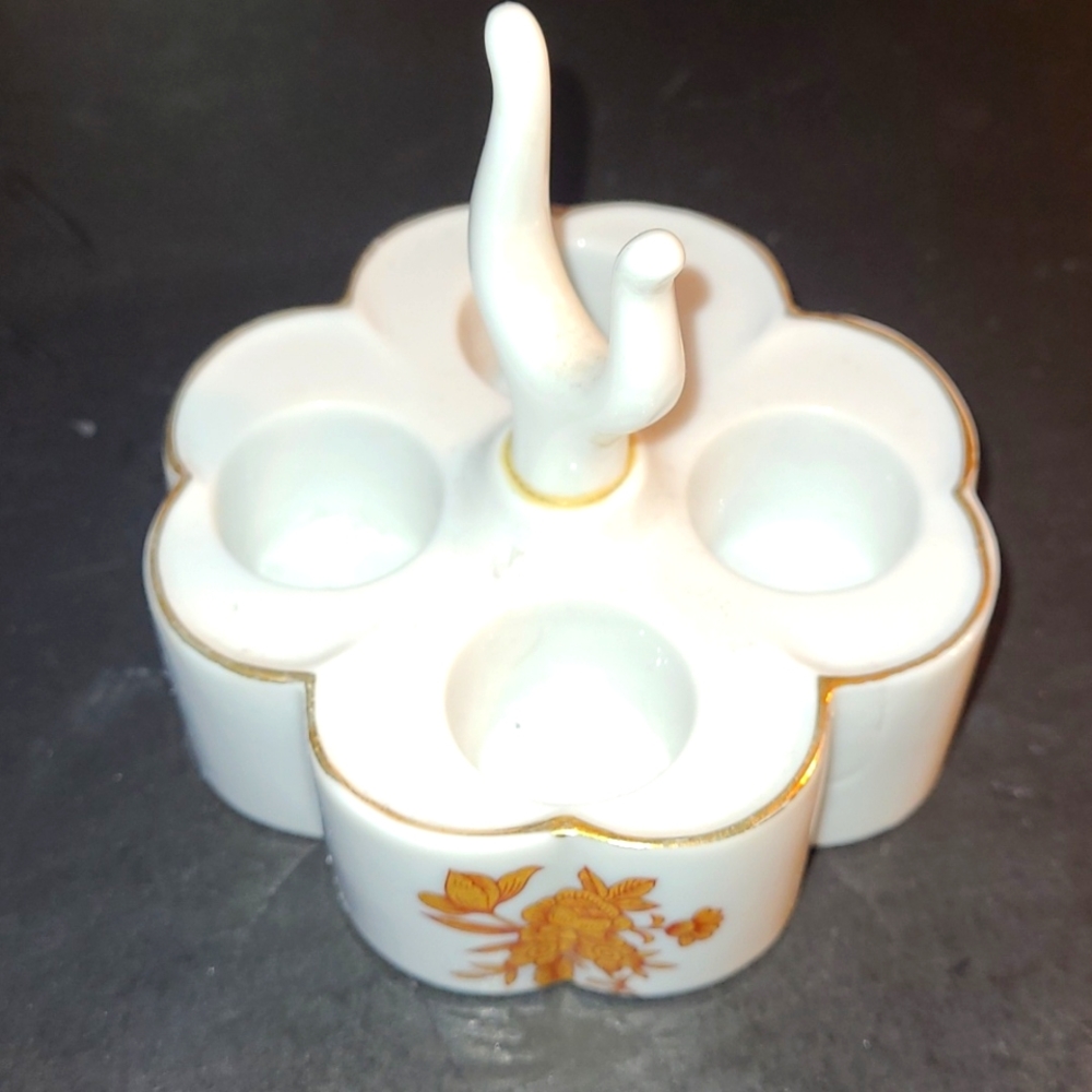 ■FINAL Price Drop!!■Lefton China Lipstick and Ring Holder.....VINTAGE